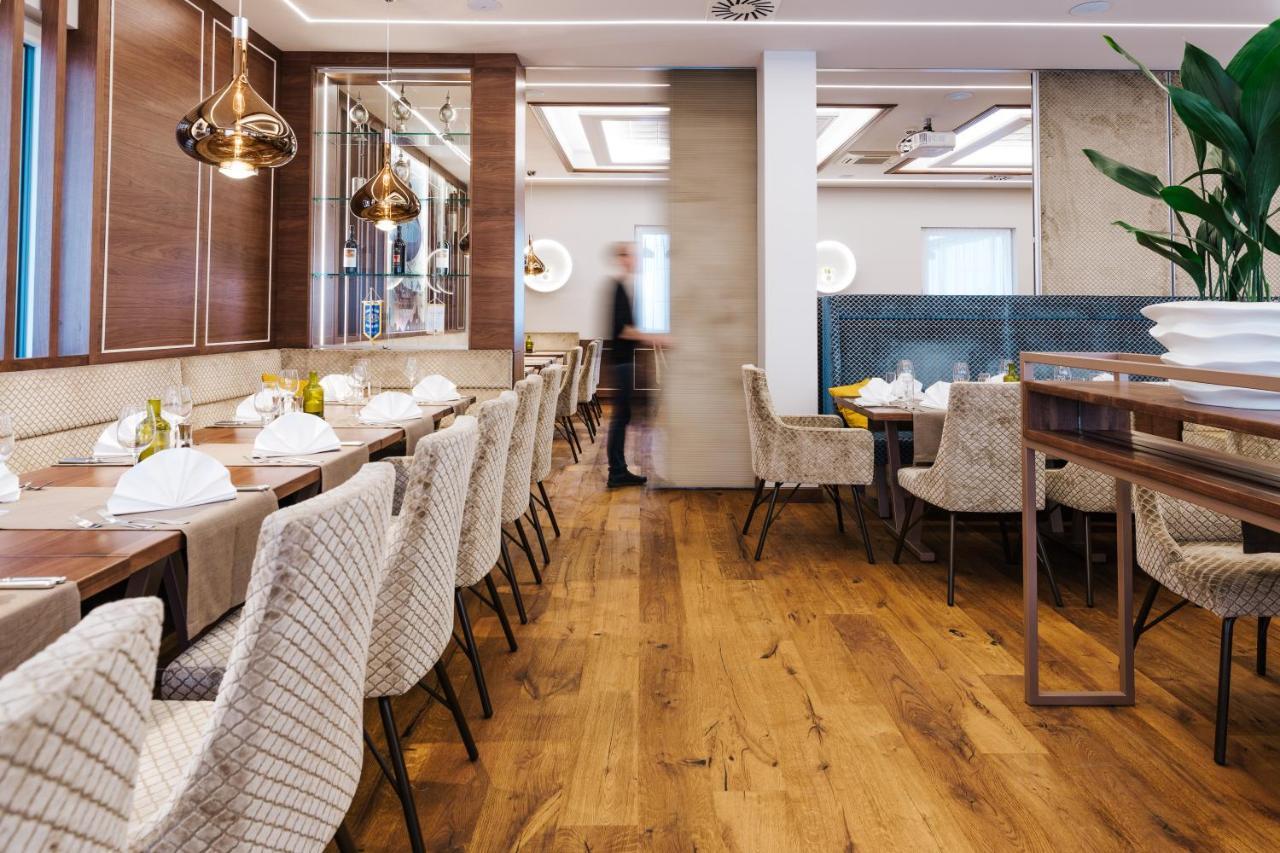 Tinschert Hotel-Restaurant-Partyservice Schwertberg Eksteriør bilde